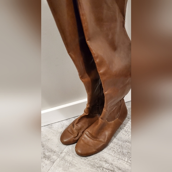 3/$30π’ Aerosole faux leather over the knee high boots - Picture 2 of 16